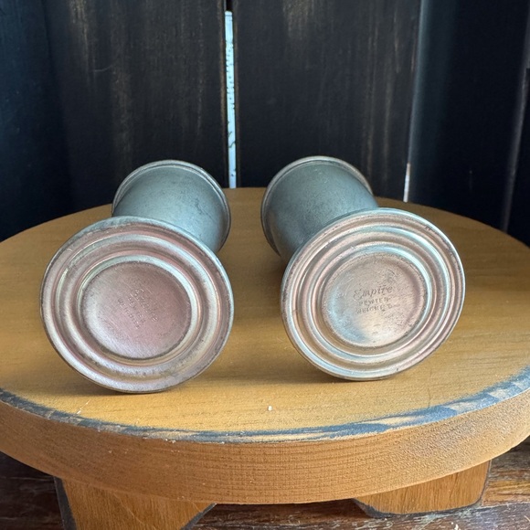 Vintage Empire Pewter Salt & Pepper Shakers - Picture 6 of 7